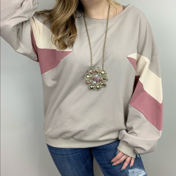 Block Party Pullover Easel M - Picture 7 of 8